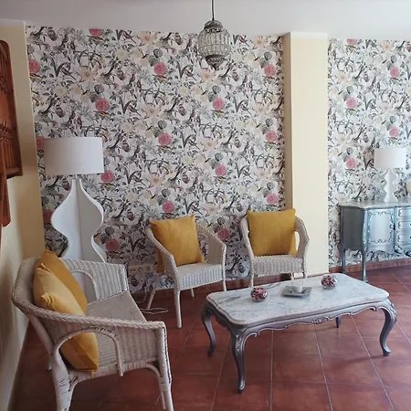 Casa Pelayin * Cue